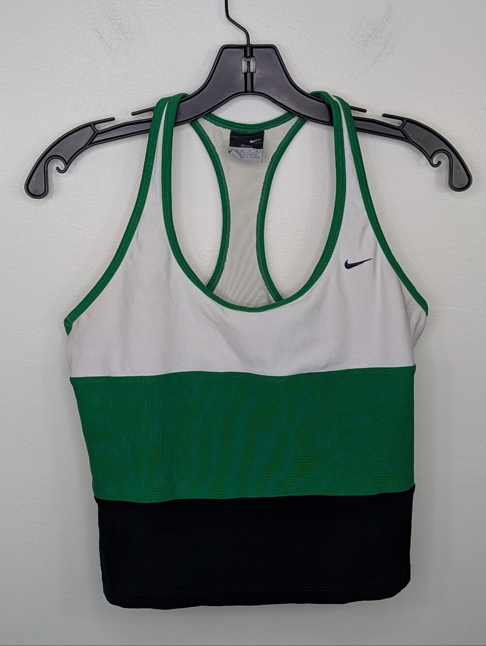 Nike Activewear Dri-Fit Racerback Tank Top Womens Medium 8-10 Striped Shelf Bra